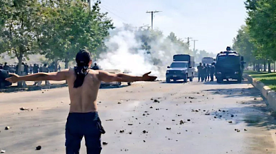 в иране протесты переросли в столкновения с полицией, есть жертвы - Сайт Газеты «Совершенно Секретно»